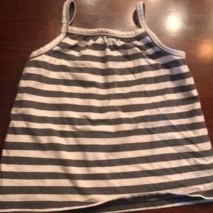 Gray & White Tea Collection Tank